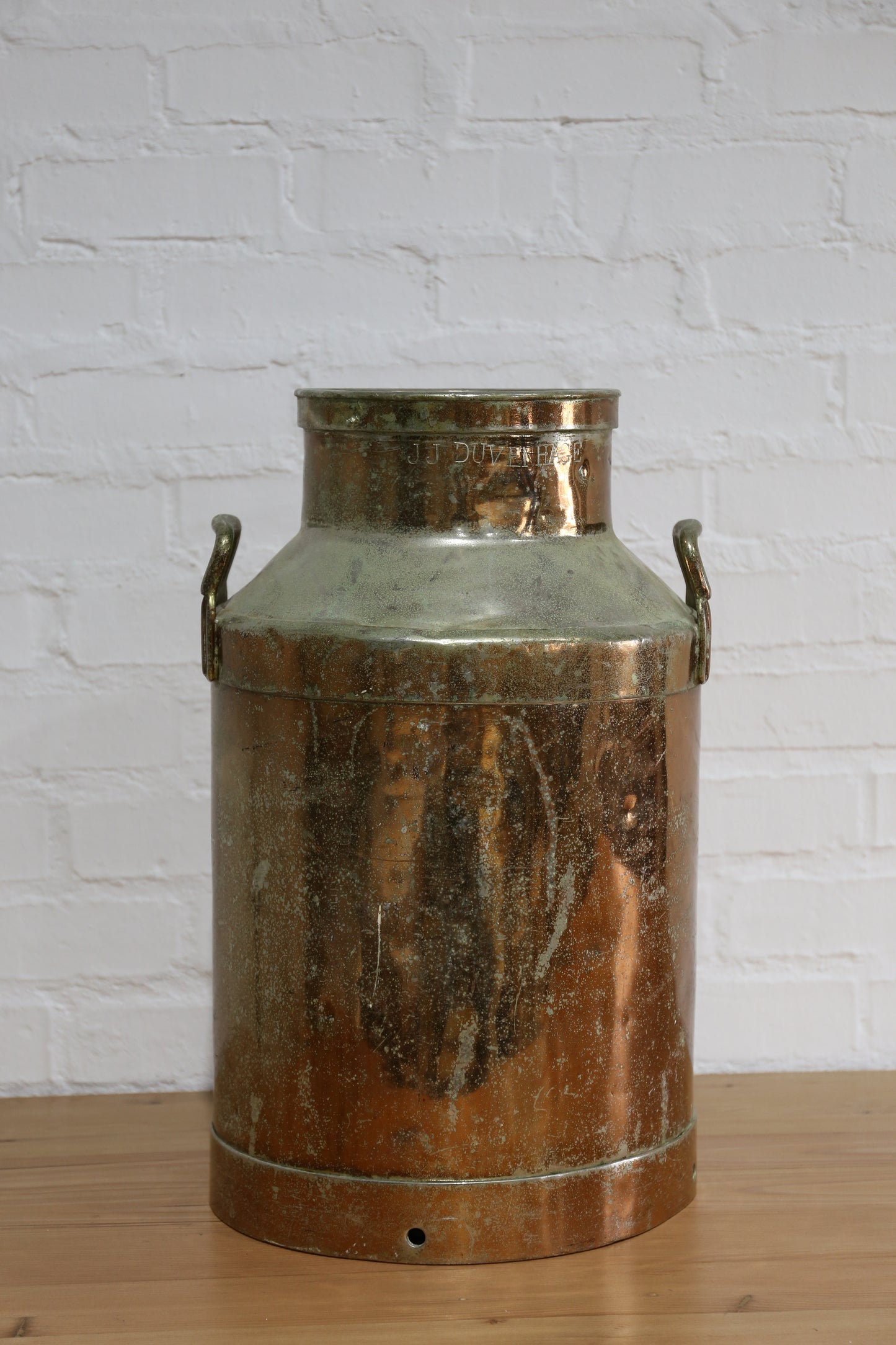 Large Brass Urn 03