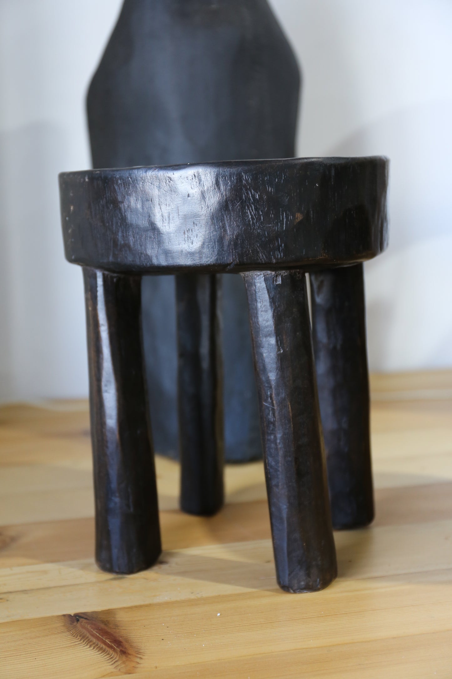 Azito Stool in Black