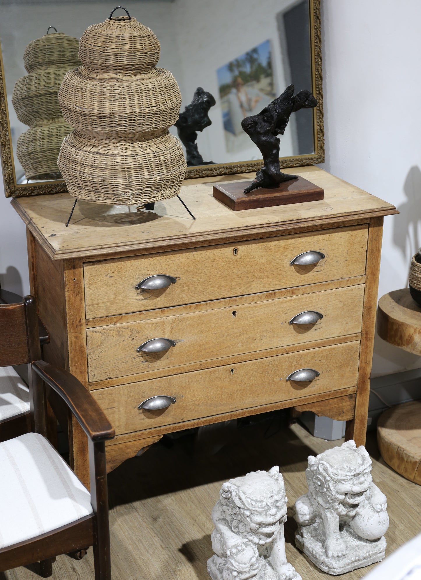 Vintage Chest of Drawers 01