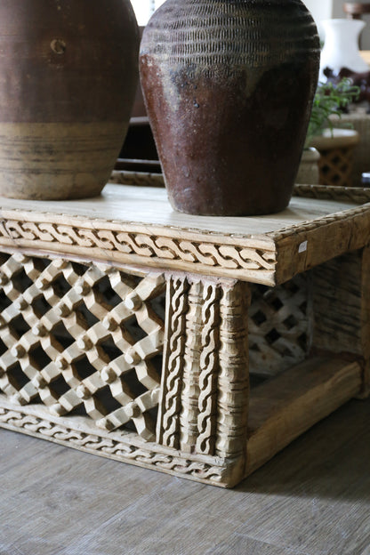 Light Wood Ivory Coast Wooden Coffee Table/Bench