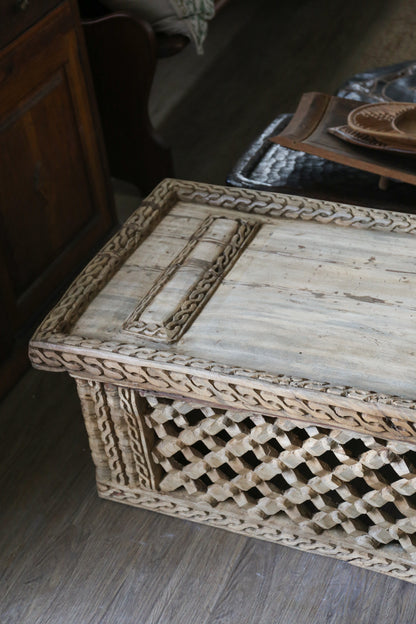 Light Wood Ivory Coast Wooden Coffee Table/Bench