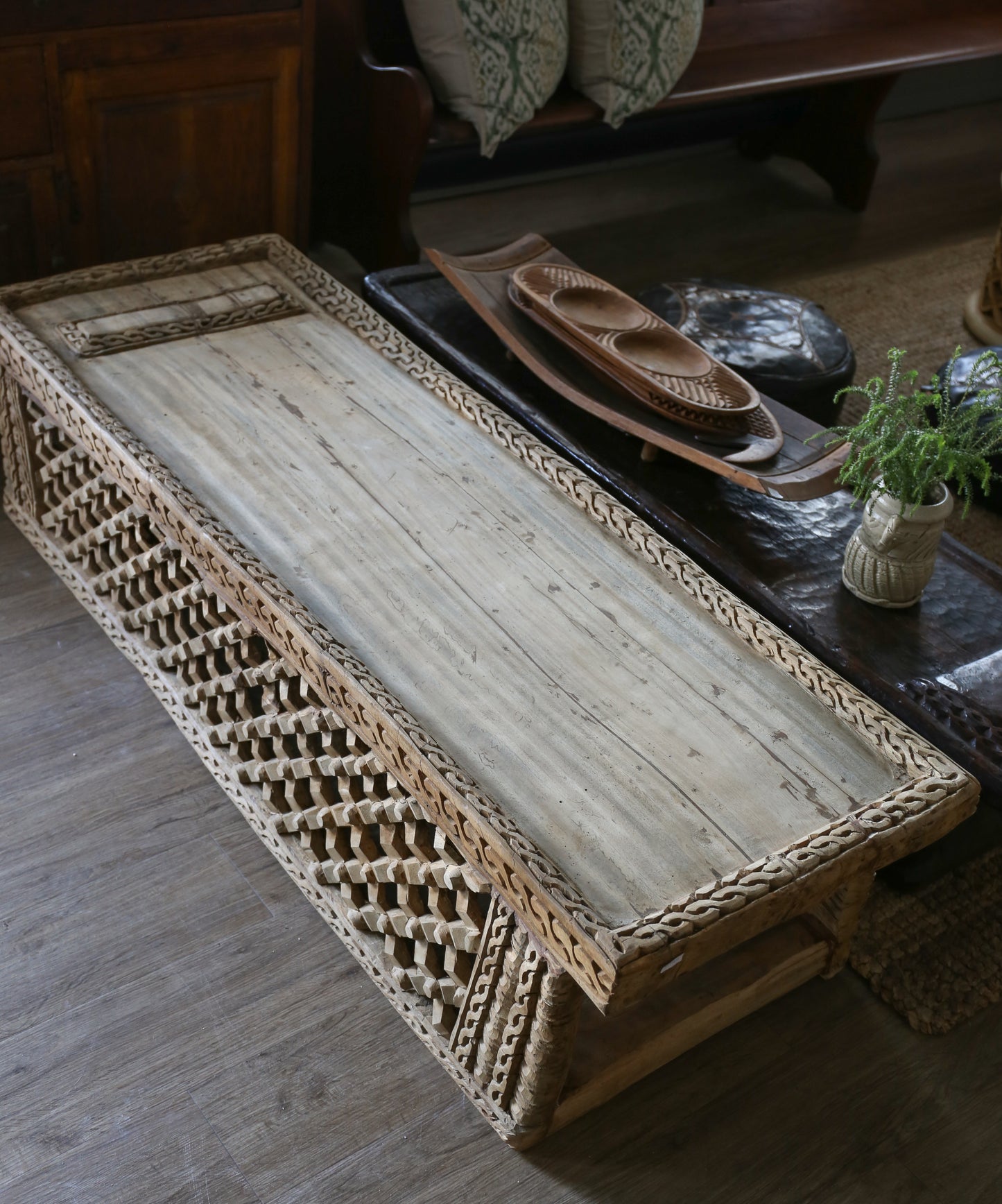 Light Wood Ivory Coast Wooden Coffee Table/Bench