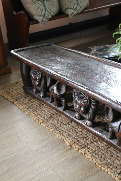 Noxu Carved Coffee Table/Bench